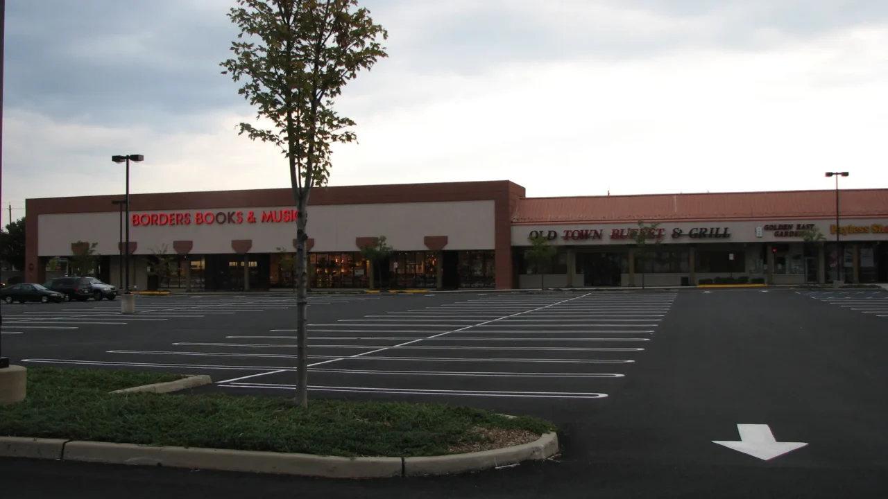 Commercial paving project 16