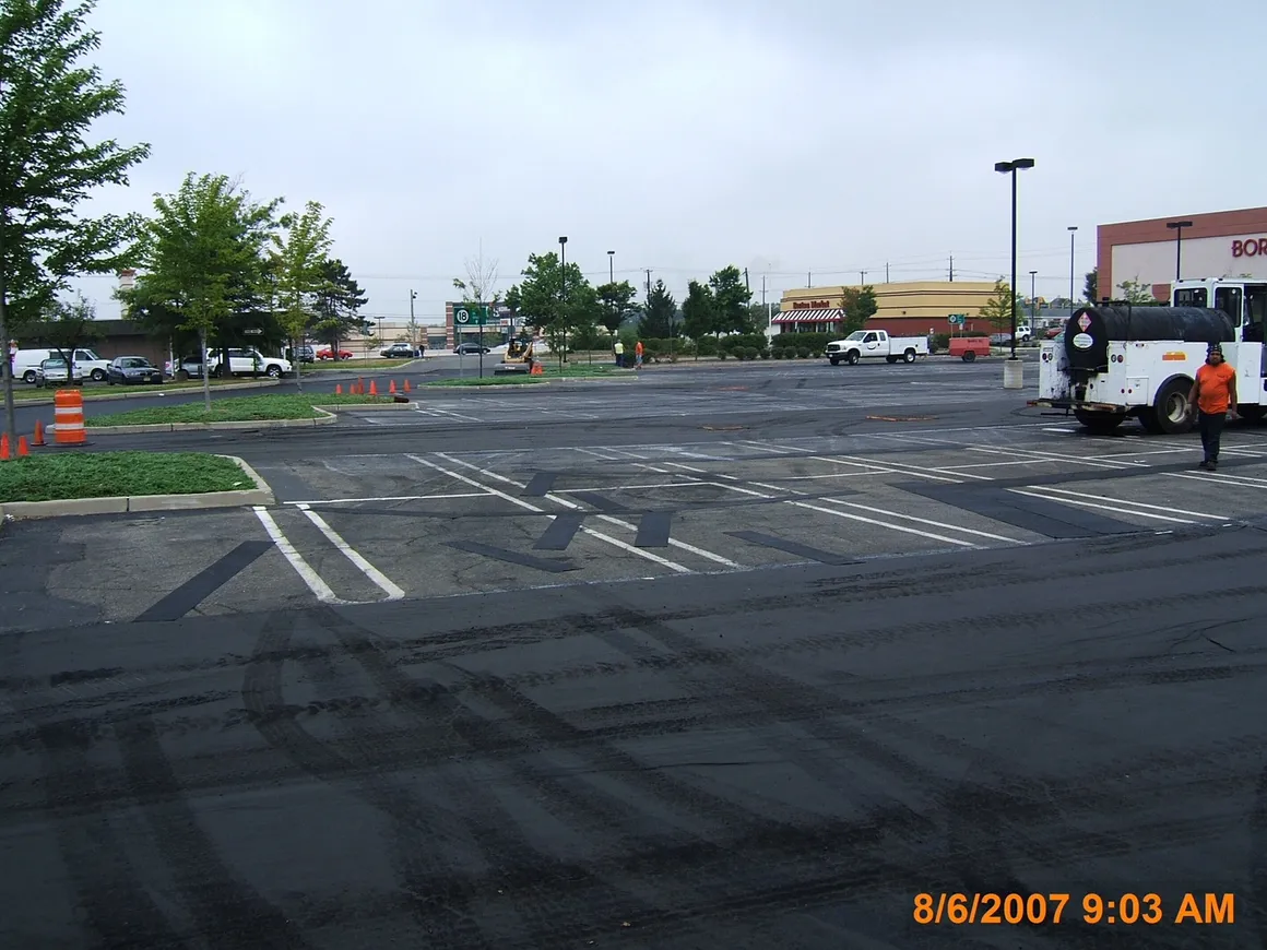 Commercial paving project 25